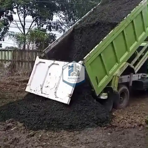 Distribusi dan bongkar muat batu base course berkualitas di wilayah Jabodetabek