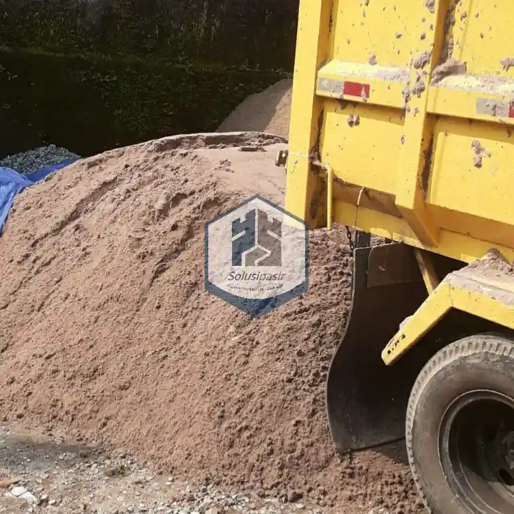 Distribusi dan bongkar muat pasir bangka cream berkualitas di wilayah Jabodetabek