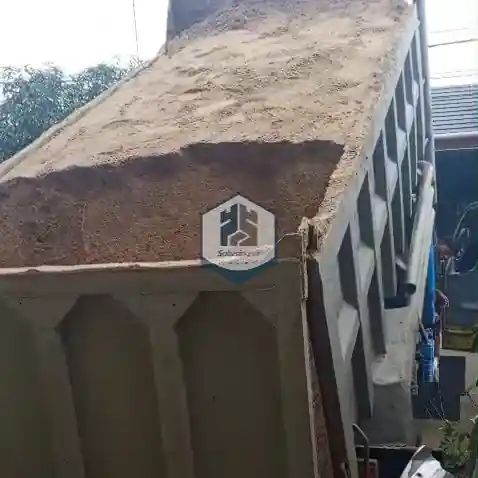 Distribusi dan bongkar muat pasir jalupang berkualitas di wilayah Jabodetabek
